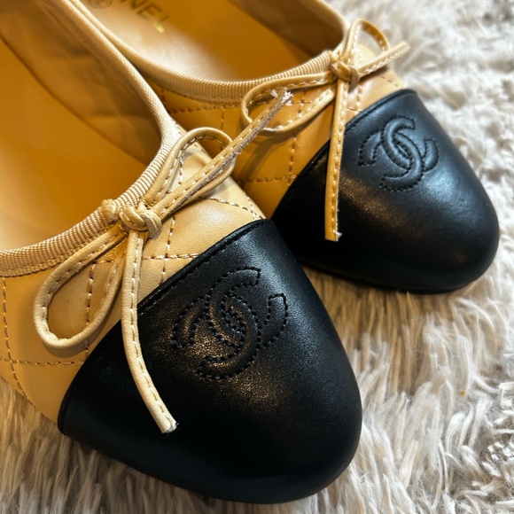 Quilted ballet flat - Picture 2 of 14